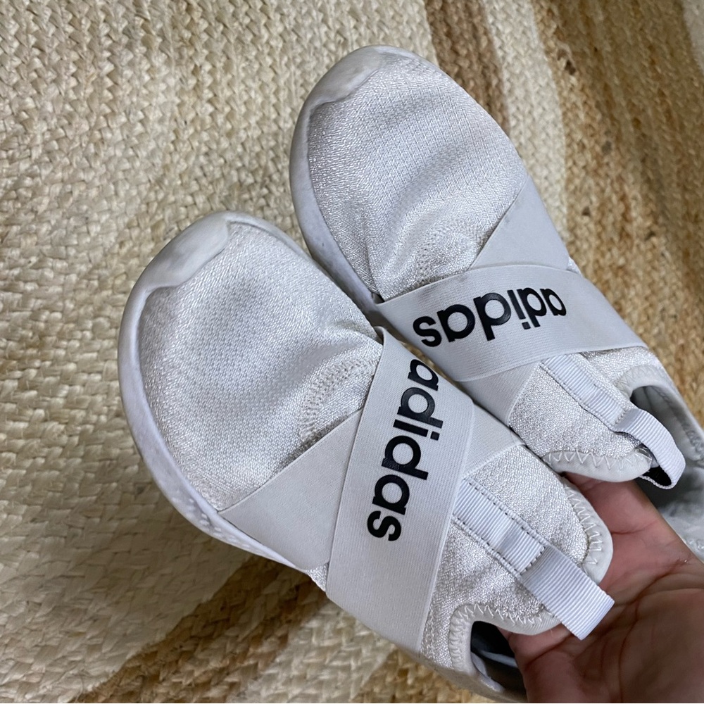Adidas tennis shoes